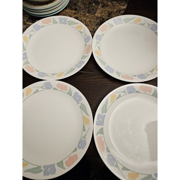 Corelle Friendship Tulip 9.5" Dinner Plates Set Of 4 Colorful - Picture 1 of 4
